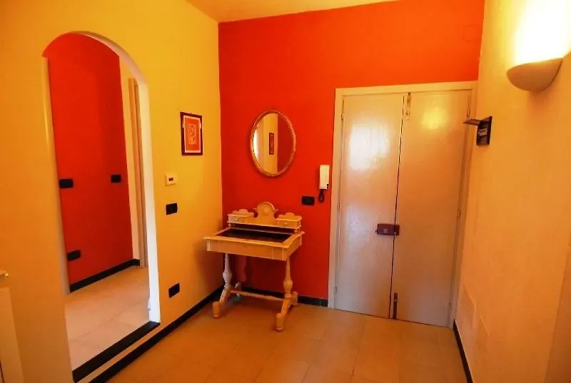 La Casa Di Nonno Gino Apartment Levanto 0*,